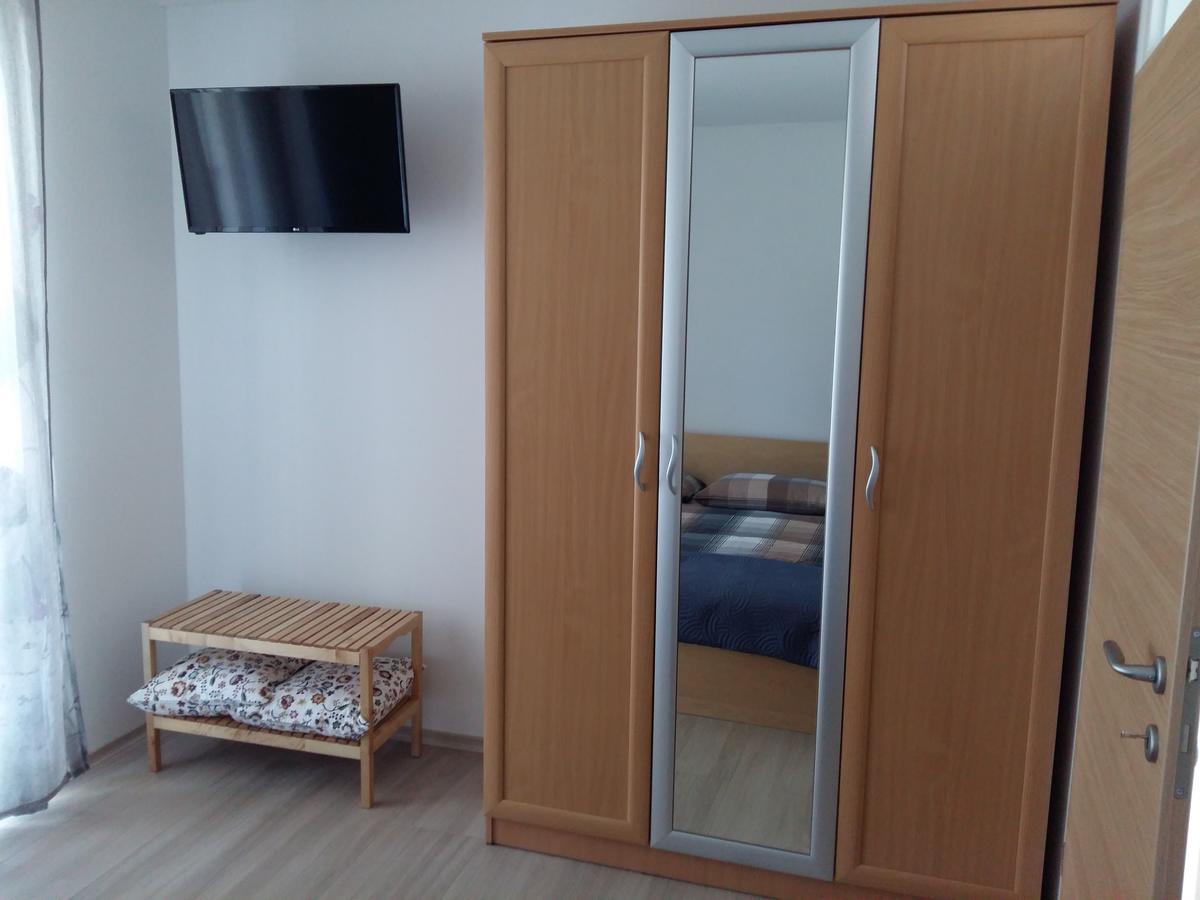 Sobe Meta Bed & Breakfast Brezje Exterior foto