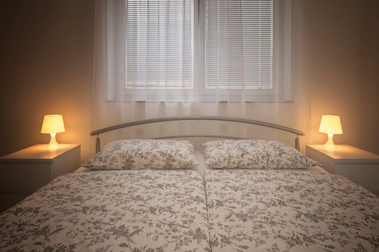 Sobe Meta Bed & Breakfast Brezje Exterior foto